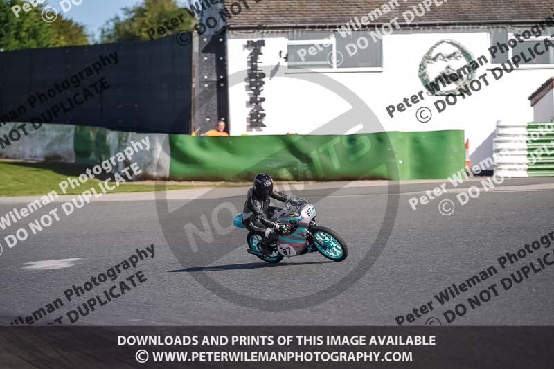 enduro digital images;event digital images;eventdigitalimages;mallory park;mallory park photographs;mallory park trackday;mallory park trackday photographs;no limits trackdays;peter wileman photography;racing digital images;trackday digital images;trackday photos